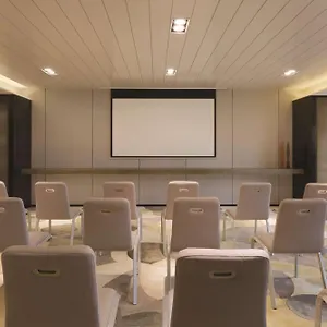 4* Hotel Hyatt House Airport