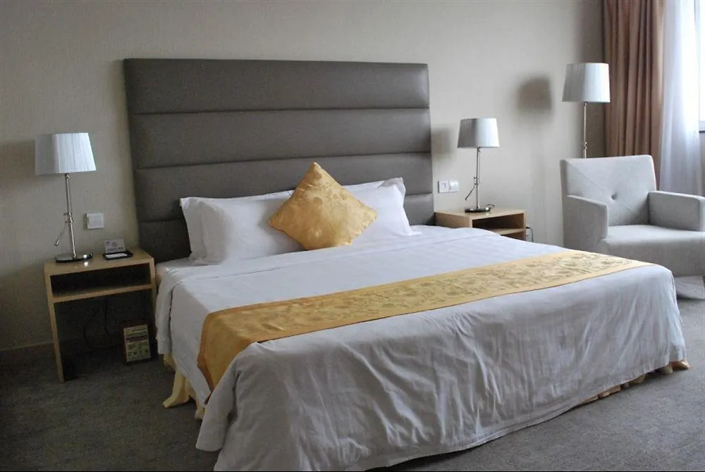 Sunway Hotel Shenzhen Airport 3*,  China