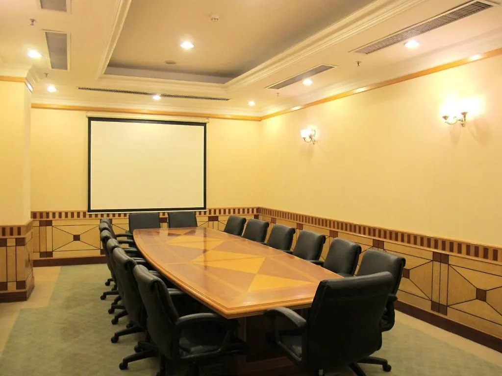 Sunway Hotel Shenzhen Airport 3*,  China