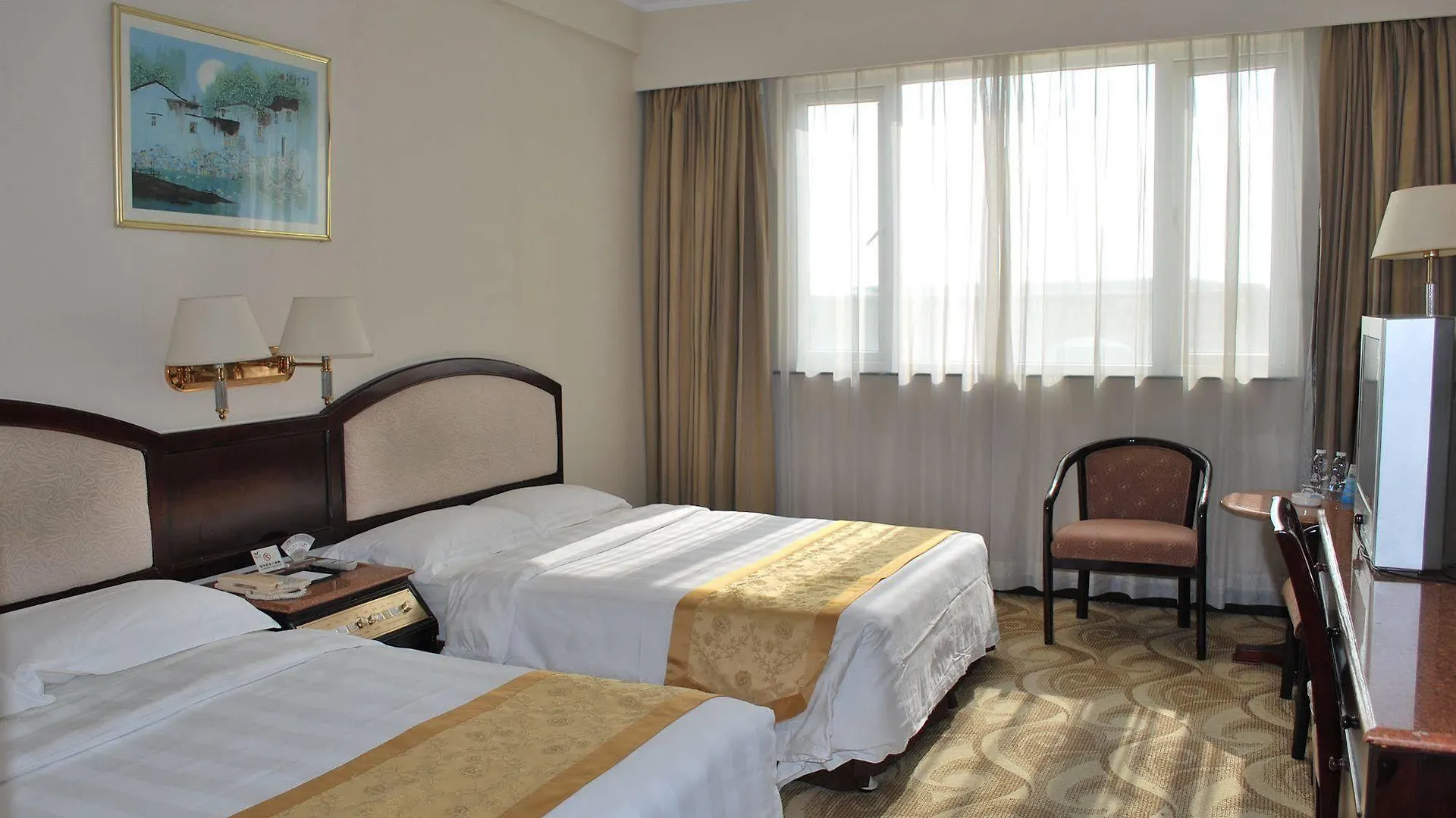 Sunway Hotel Shenzhen Airport 3*,