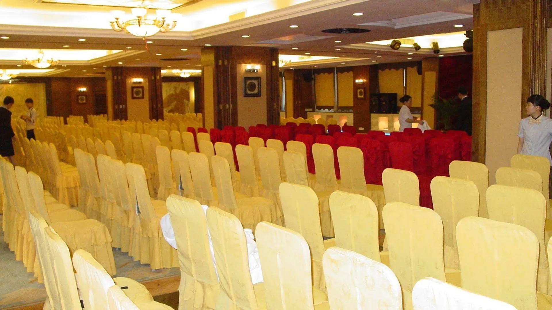 Sunway Hotel Shenzhen Airport 3*,  China
